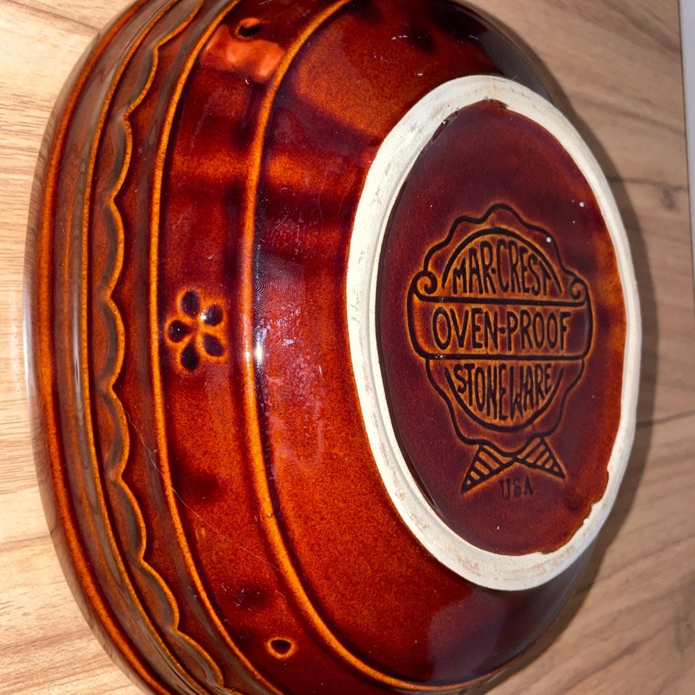 Vintage Mar-crest, marcrest oven-proof stoneware daisy dot divided bowl